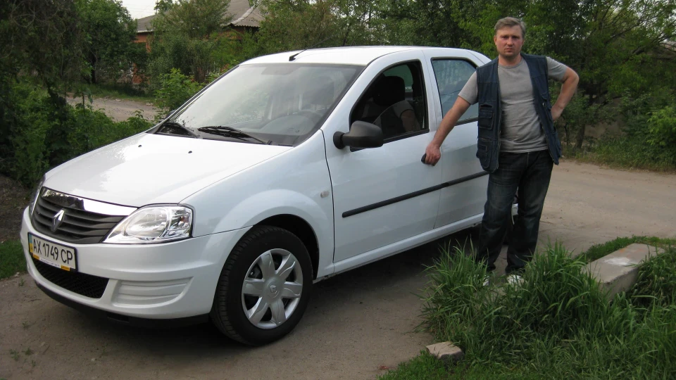Renault Logan газ\бензин 2