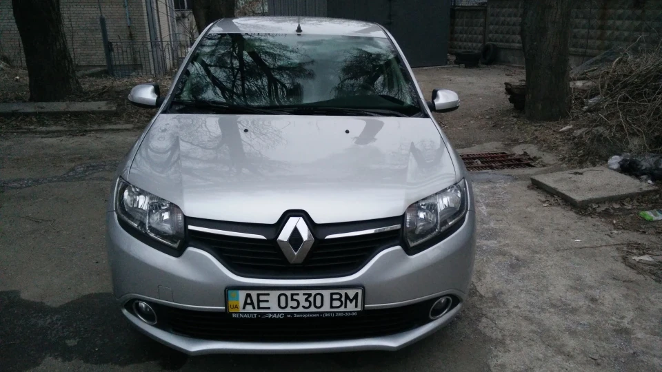 Renault Logan Газовий контракт 5