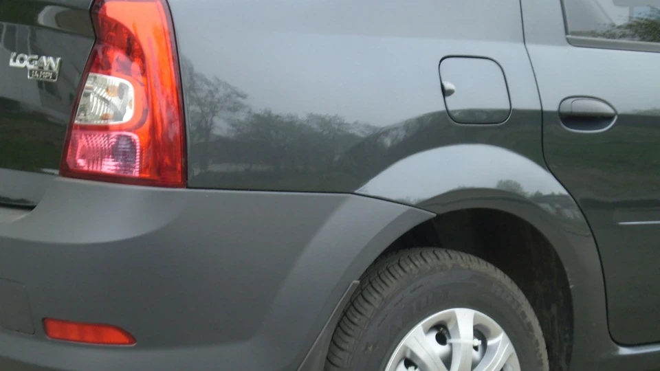 Renault Logan Grey Cometa 3