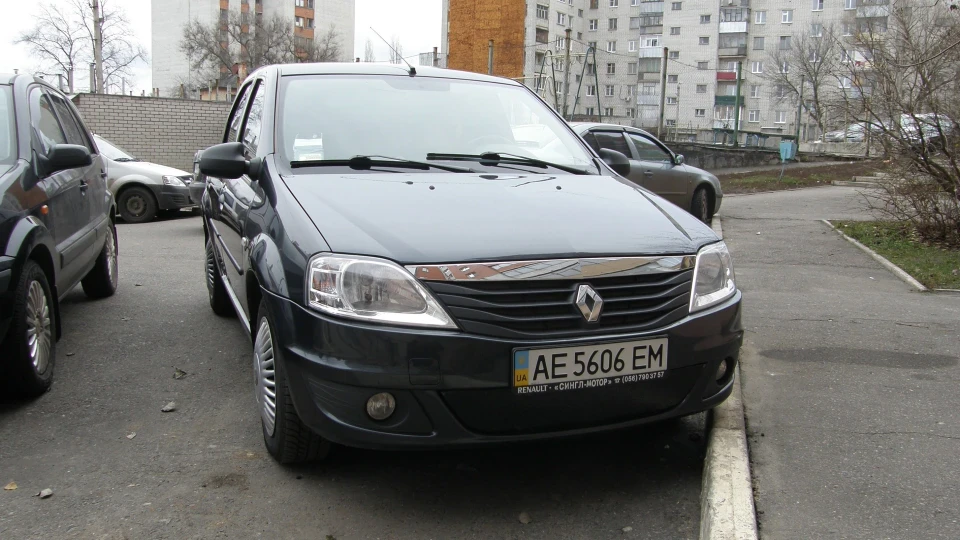 Renault Logan комета 1,5 dCI 5МКПП