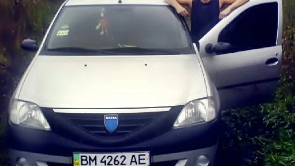 Renault Logan сріблястий. 1,4 бензин