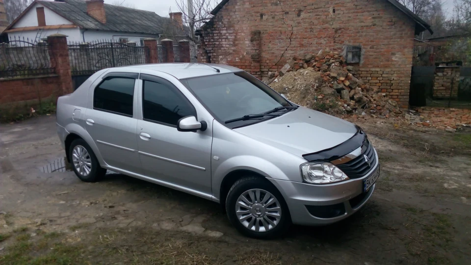 Renault Logan Silver Bullet