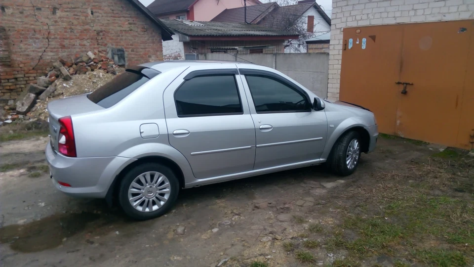 Renault Logan Silver Bullet 5