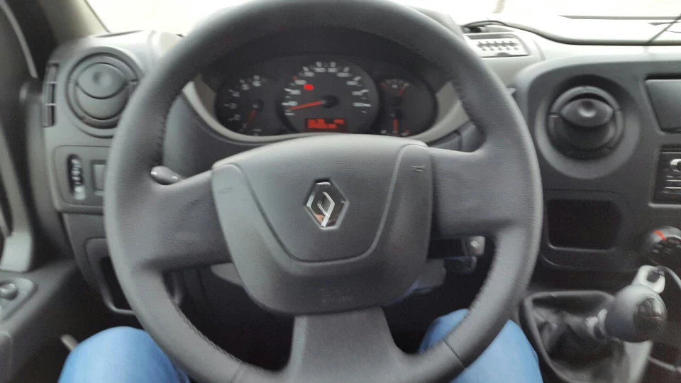 Renault Master 2.3