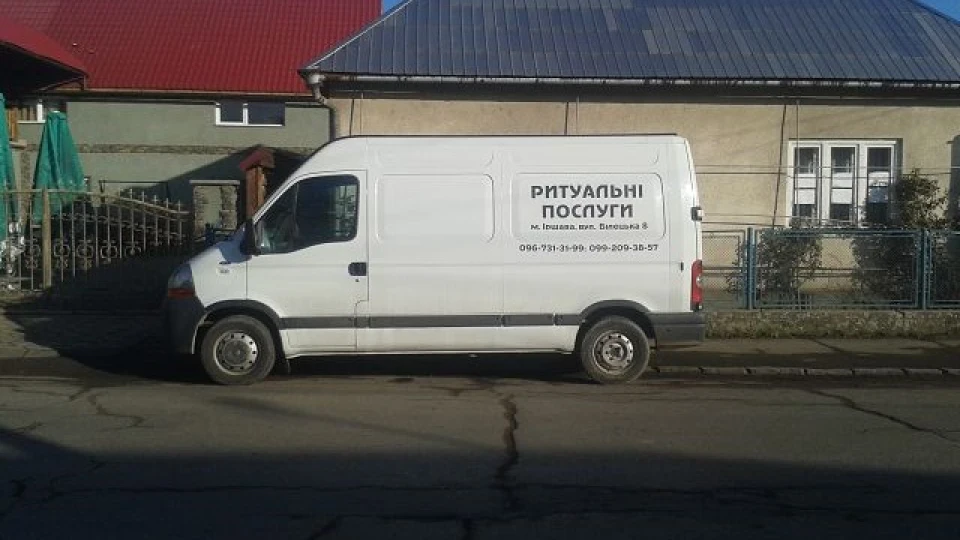 Renault Master 2.5 dCi 100 L2H2 Ритуал