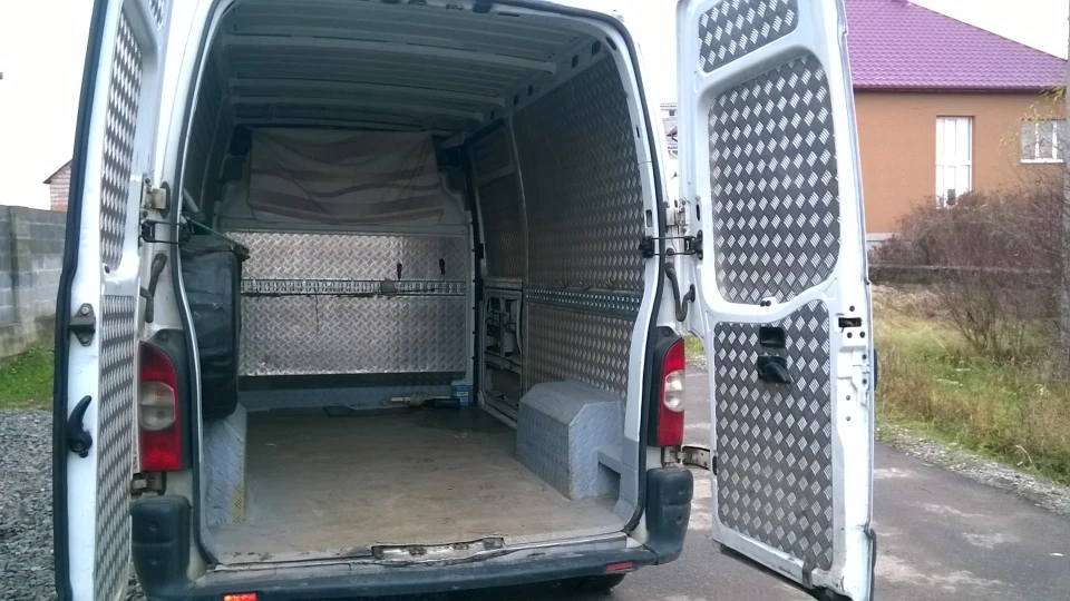 Renault Master 2.5 dCi 100 L2H2 Ритуал 2