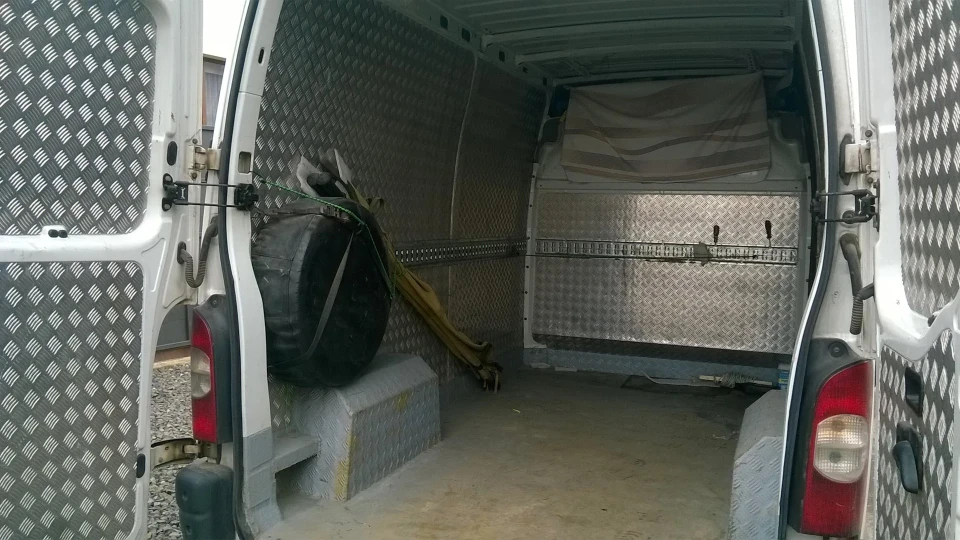 Renault Master 2.5 dCi 100 L2H2 Ритуал 3
