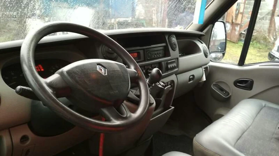 Renault Master Не седан-Баклажан)) 4