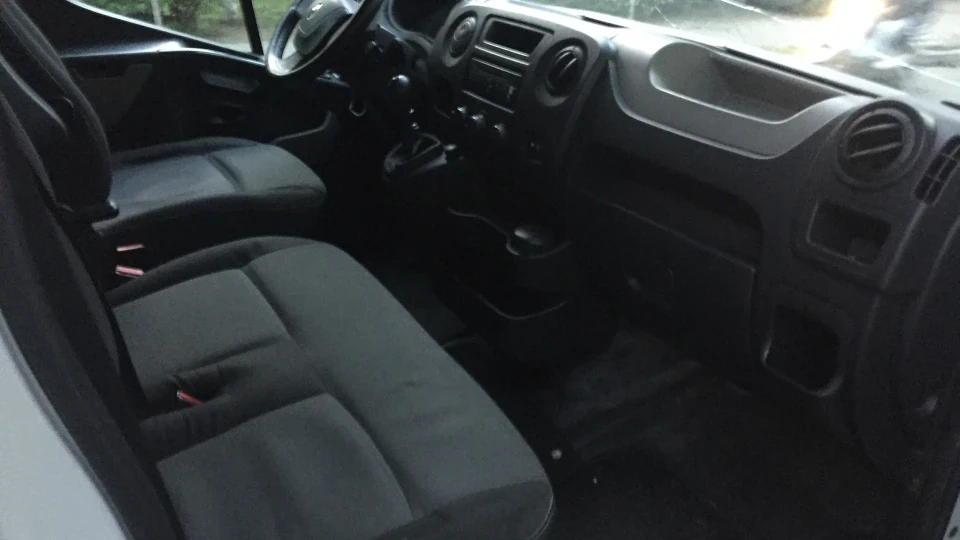 Renault Master Важковаговик 4