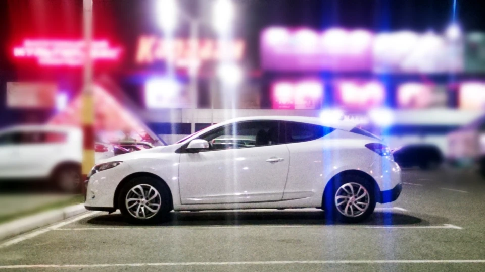 Renault Megane Coupe 2.0 CVT 🚗 3
