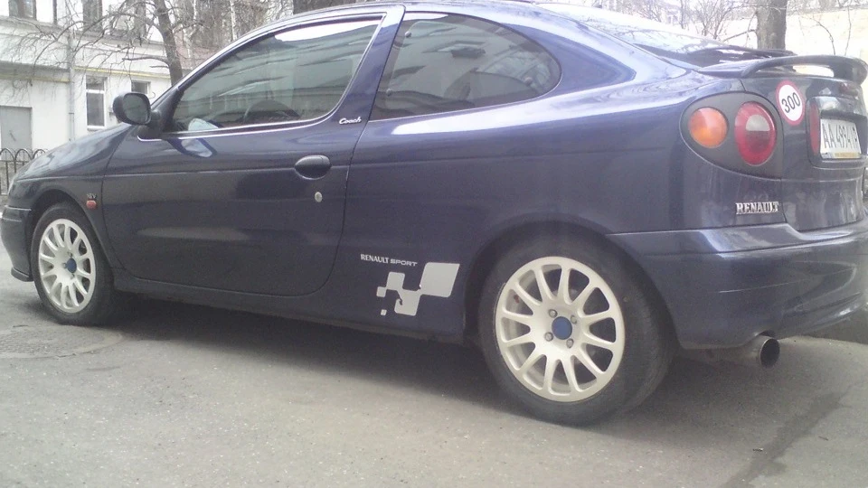 Renault Megane Coupe 2.0 F7R 714 3