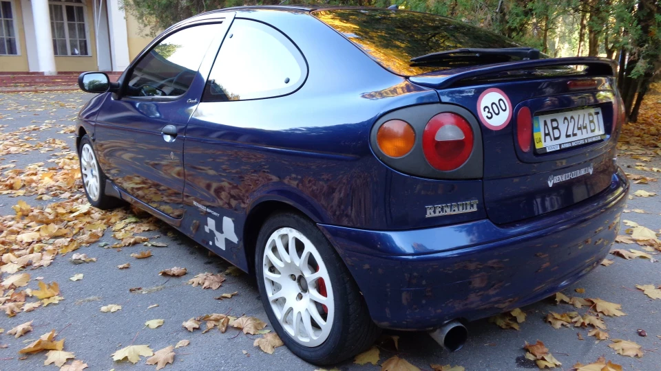 Renault Megane Coupe F7R Williams Heart 3