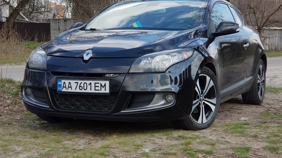 Renault Megane Coupe GT-Style, BOSE Edition