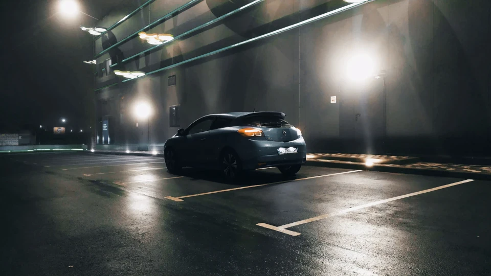 Renault Megane Coupe "Ice Blue" 5