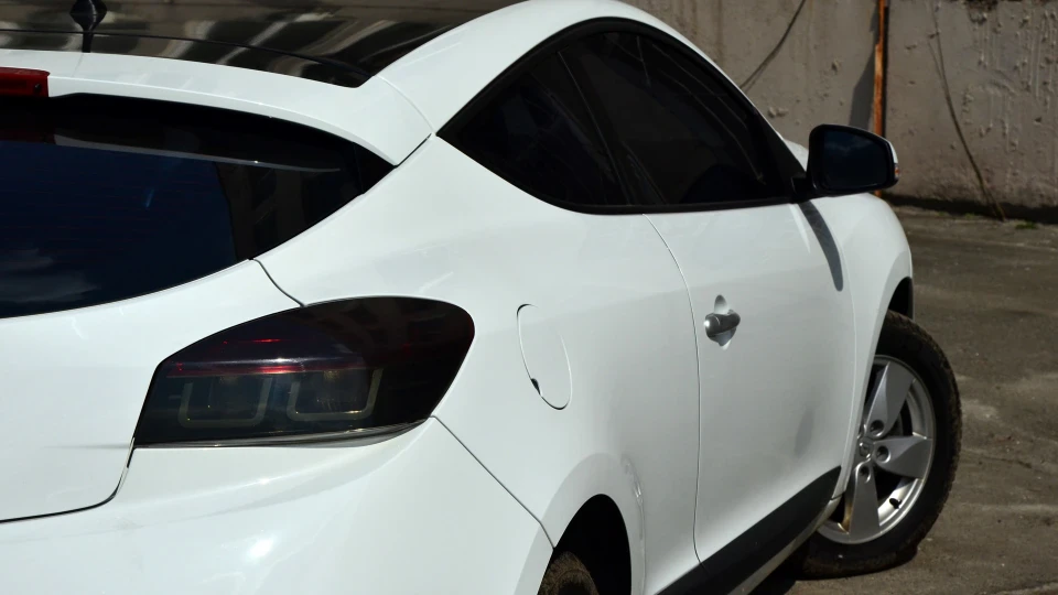 Renault Megane Coupe III 4