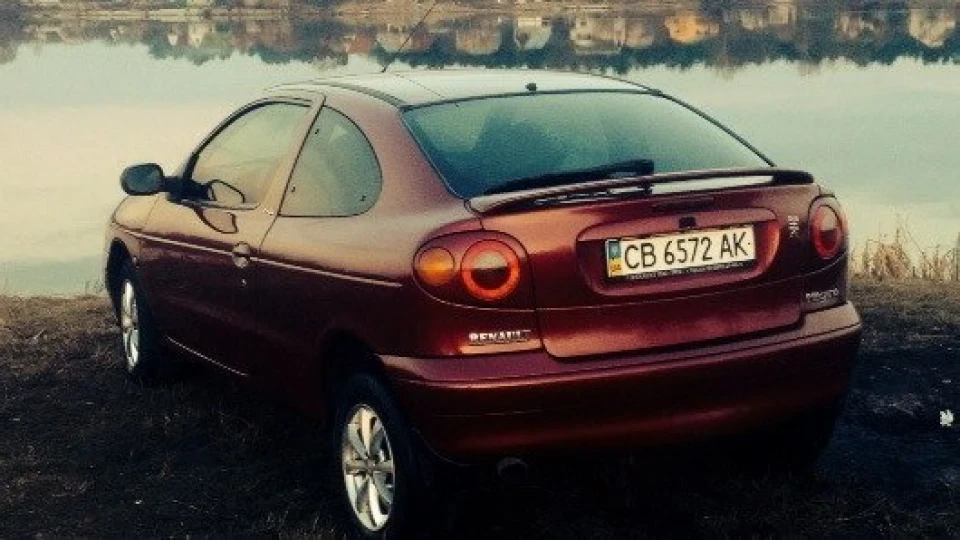 Renault Megane Coupe Манерна француженка 5