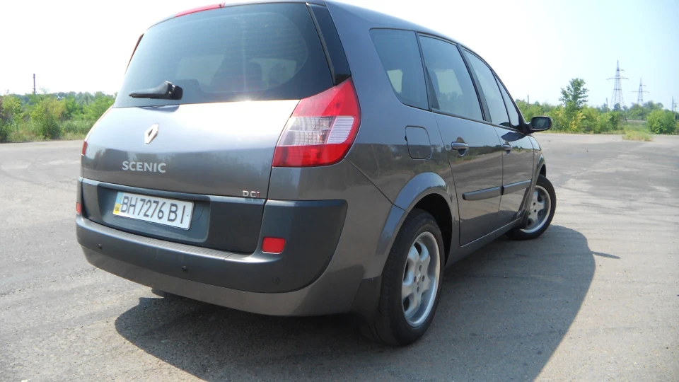 Renault Megane Scenic Grand 4