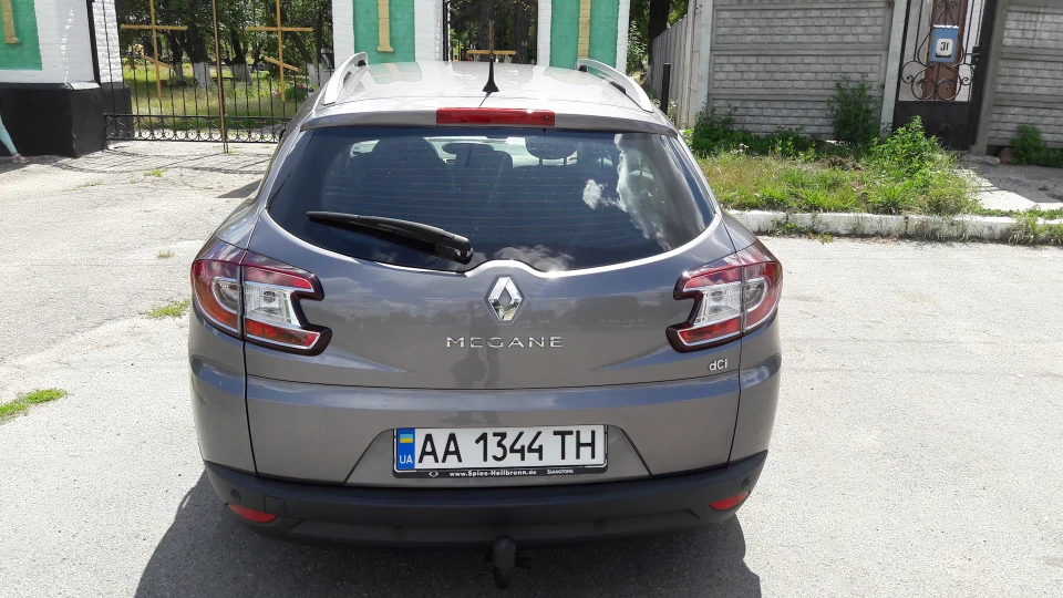 Renault Megane Sport Tourer 1.5 дизель. 110к.с. 2