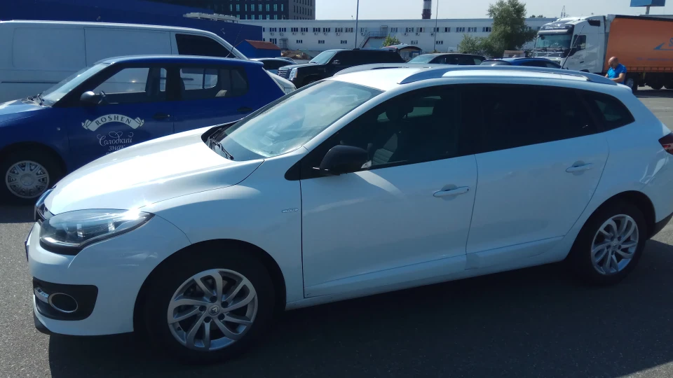 Renault Megane Sport Tourer 1.5 Турбо Снижок 2