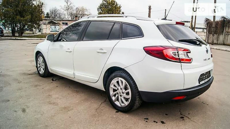 Renault Megane Sport Tourer Біла куля 5