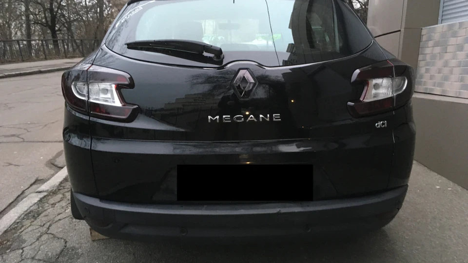 Renault Megane Sport Tourer BlackLine 2