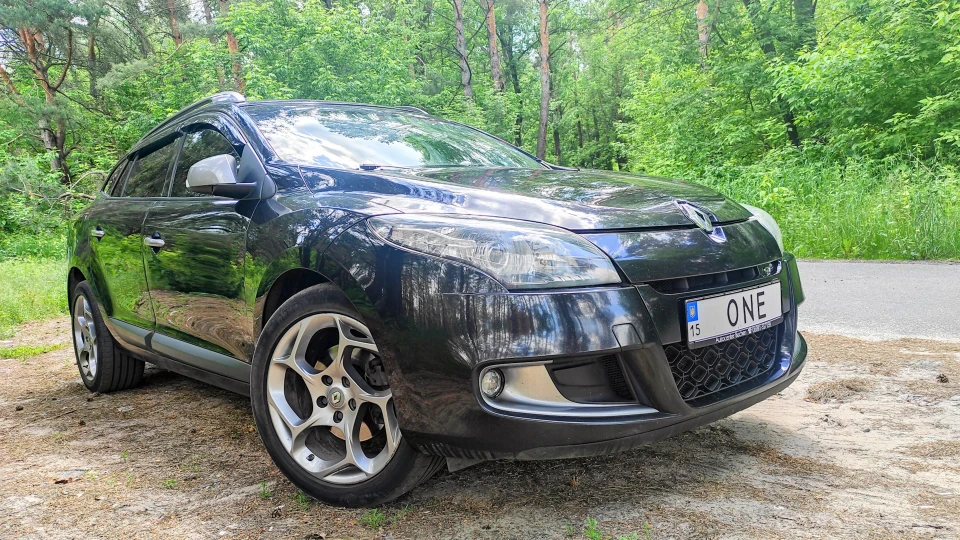 Renault Megane Sport Tourer GT 2.0 ♦ Cheshire Cat 2