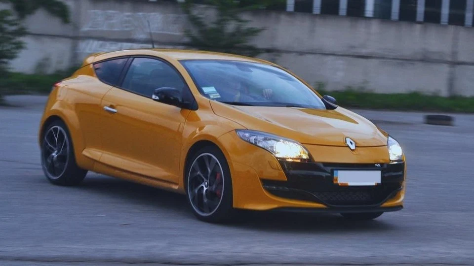 Renault Megane Sport 250 CUP, Yellow! 4