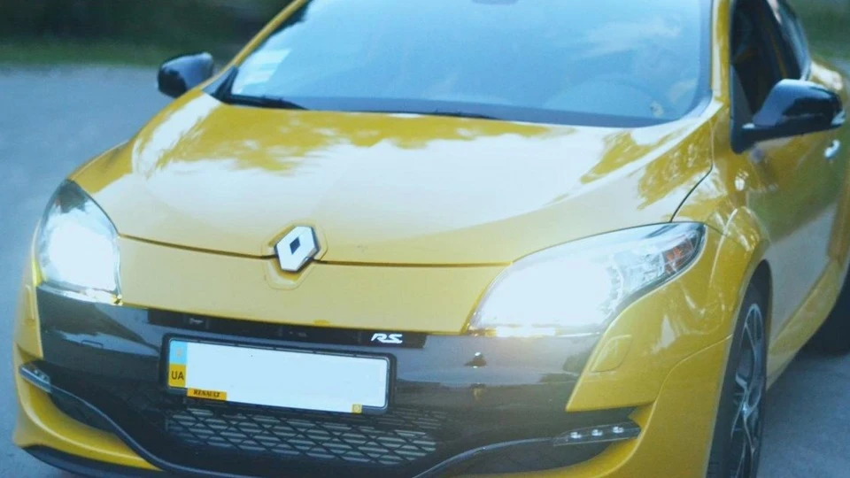 Renault Megane Sport 250 CUP, Yellow! 5