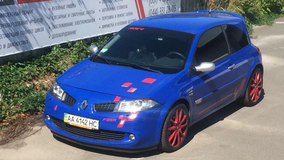Renault Megane Sport R26R 2