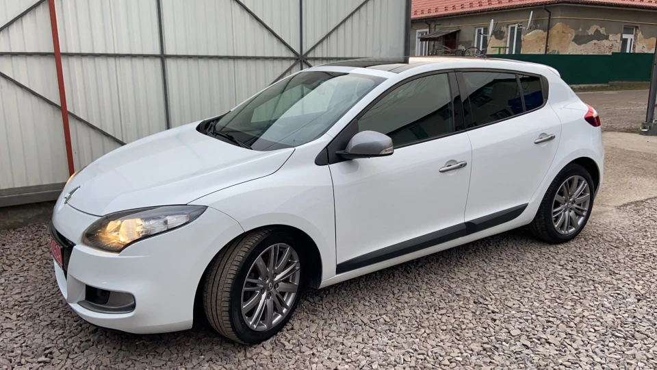Renault Megane 1.4 TCe 130 3