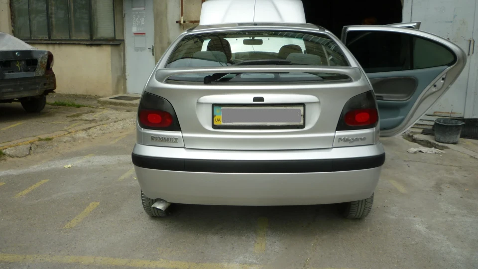Renault Megane 1.4e e7j 764 4