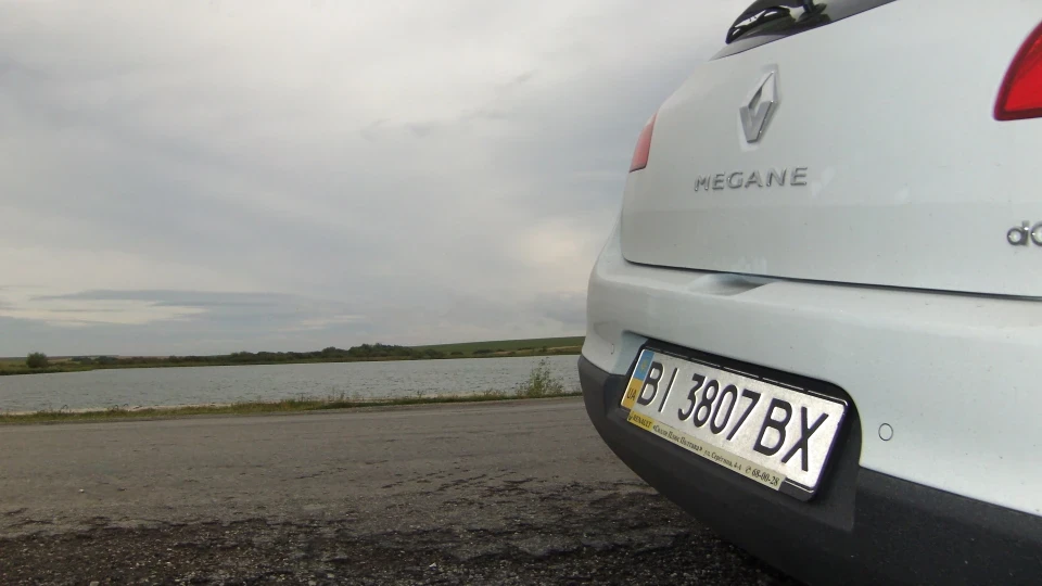 Renault Megane 1.5 dci EDC 128 hp 4
