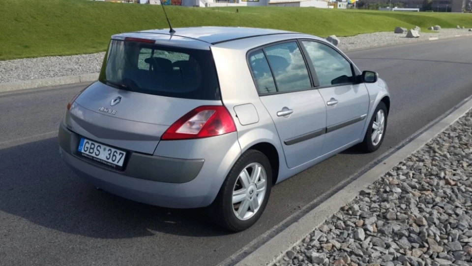 Renault Megane 1.5 dCI Turbo 4