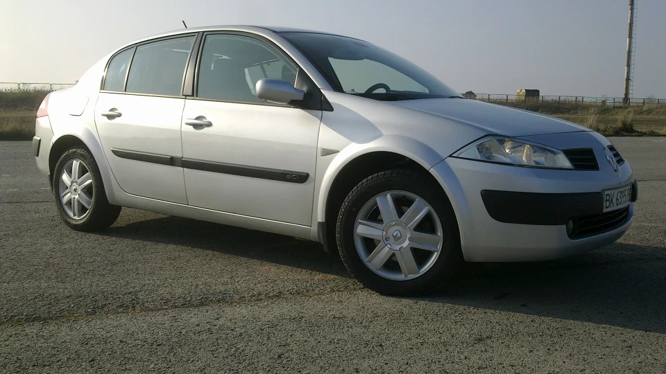 Renault Megane 1.5 Turbo 4