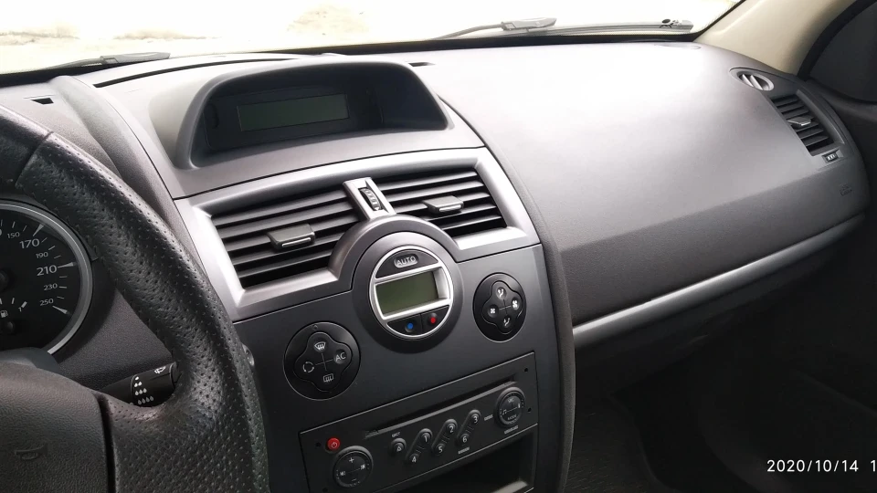 Renault Megane 1.6 16 v 5