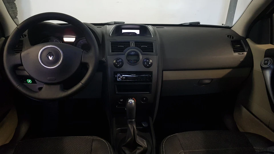 Renault Megane 1.6 16V 5