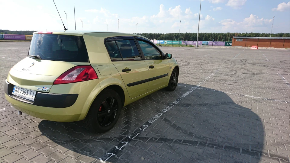 Renault Megane 1.6 Механіка Оливковий 4
