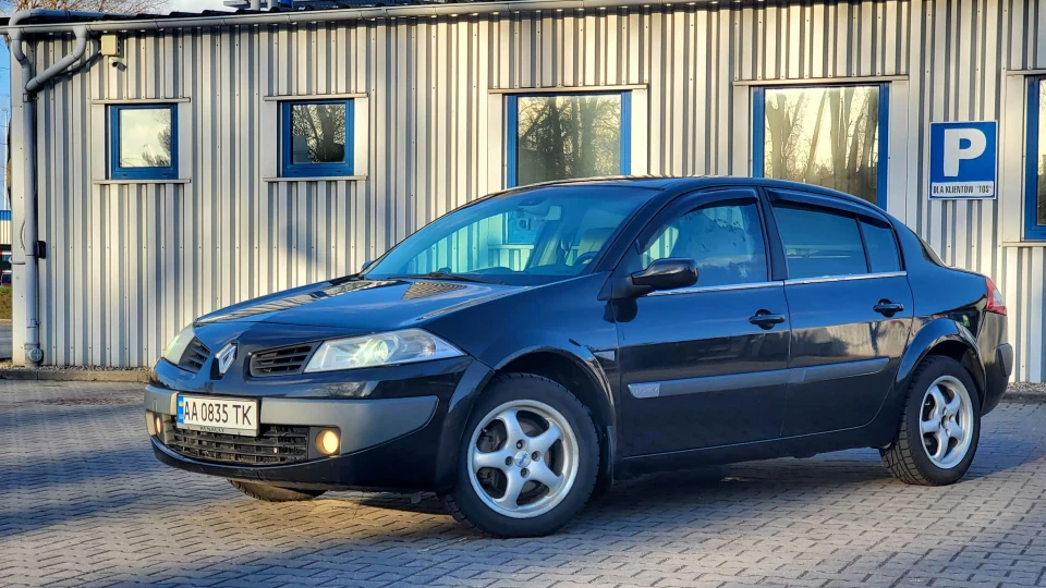 Renault Megane 1,6 v16 112л.с. Rest. 4