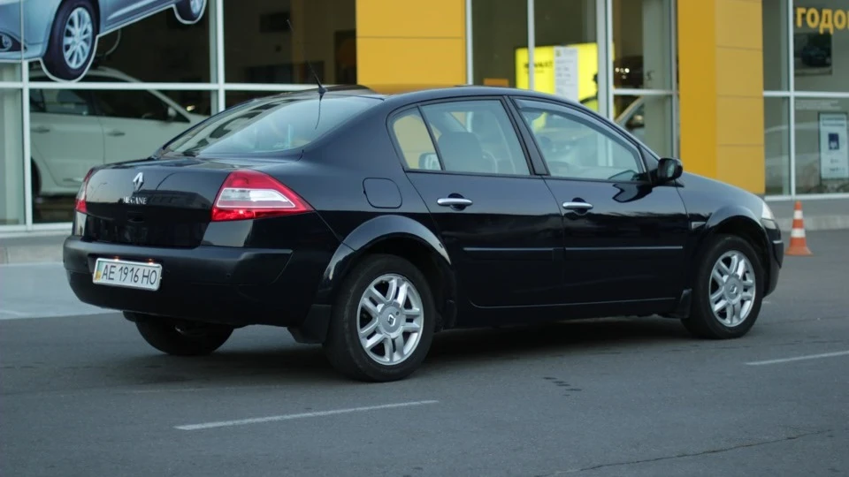 Renault Megane 2.0 6МТ "AmeLie" 2