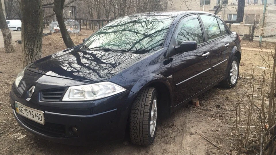 Renault Megane 2.0 6МТ "AmeLie" 4