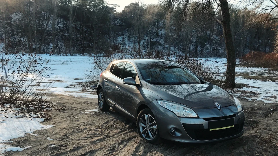 Renault Megane 2.0 CVT 5