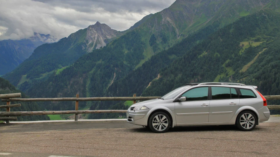 Renault Megane 4,5 метри задоволення 2