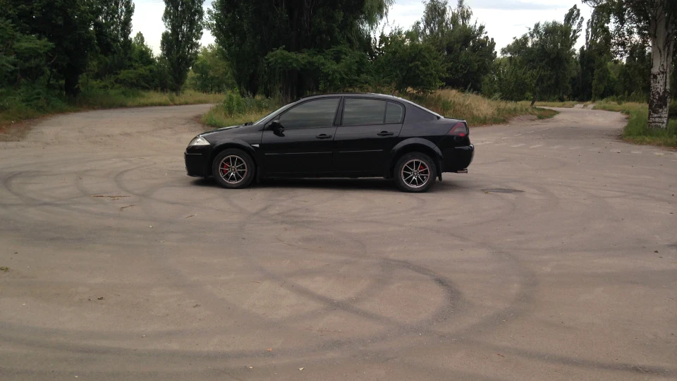 Renault Megane Black 2