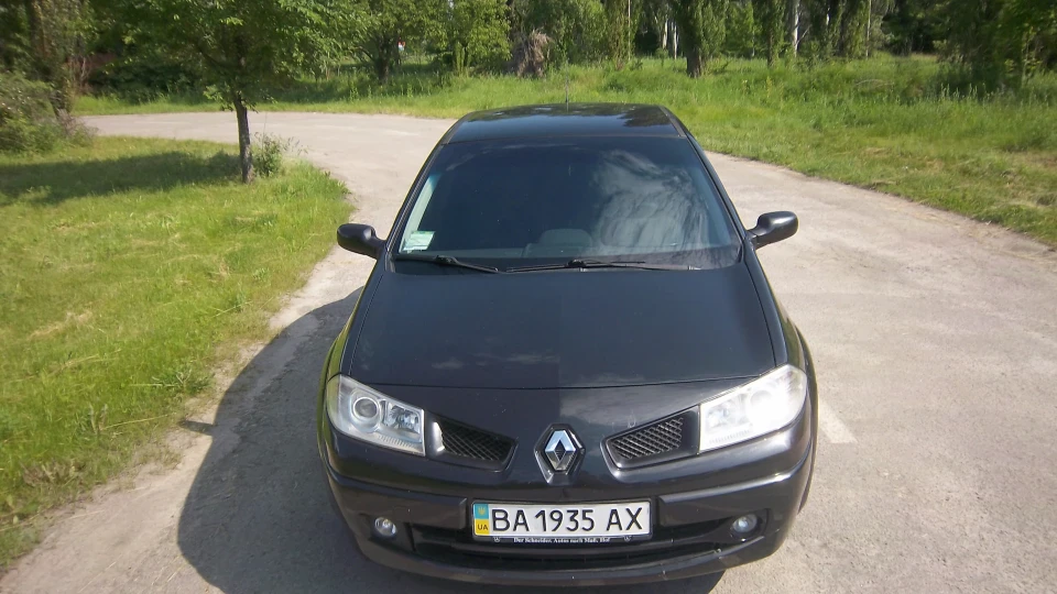 Renault Megane Black 5