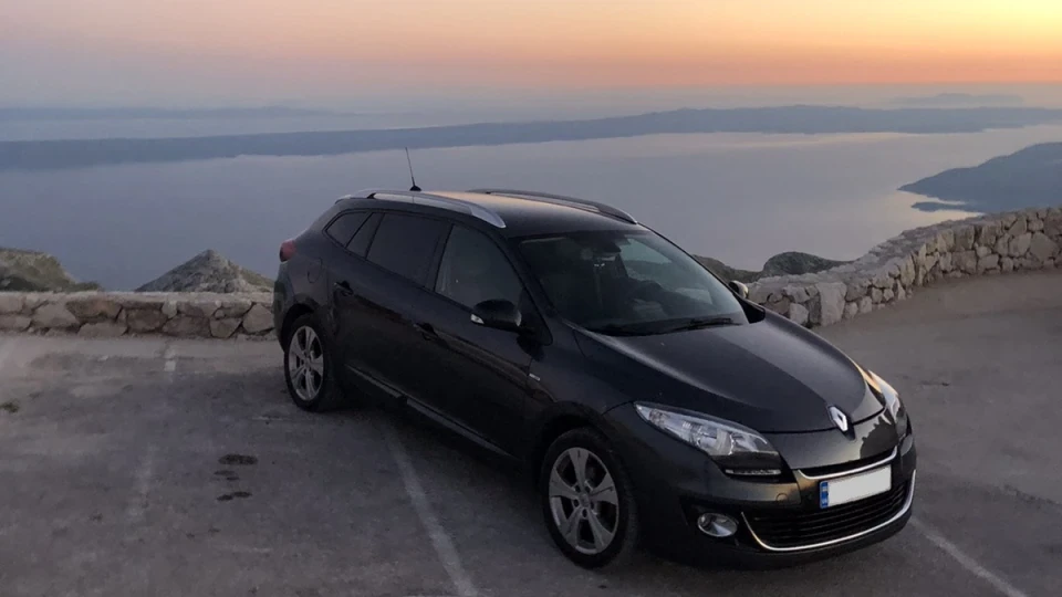 Renault Megane Bose (K9K 636) 2