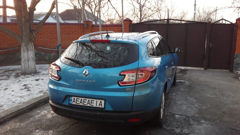 Renault Megane BOSE =Majorelle blue= 4