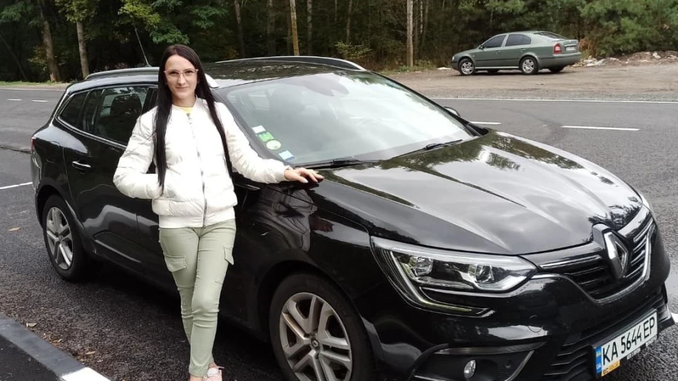 Renault Megane Чорна торпеда 2