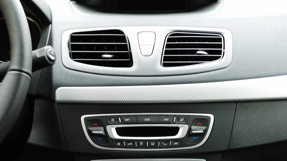 Renault Megane Dynamique 2.0 + CVT 4