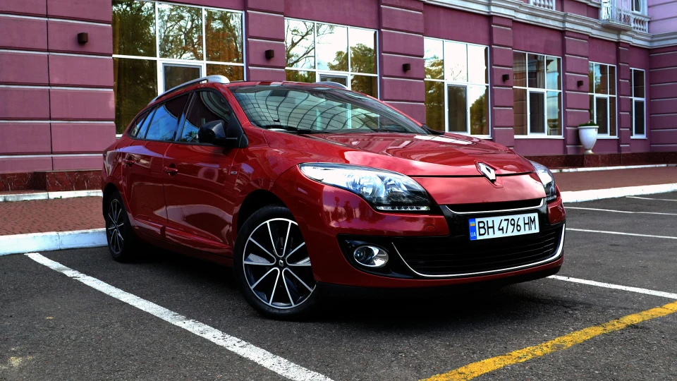 Renault Megane Іскра 2