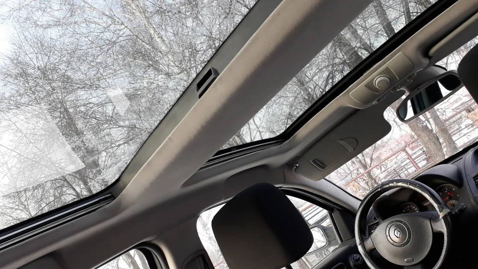 Renault Megane на польських бляхах 2.0 2